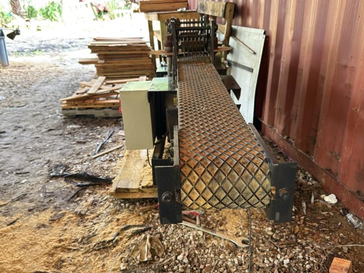 #103b-•-pallet-lumber-resaw-image-3