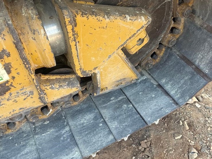 2021-caterpillar-d5-lgp-image-34