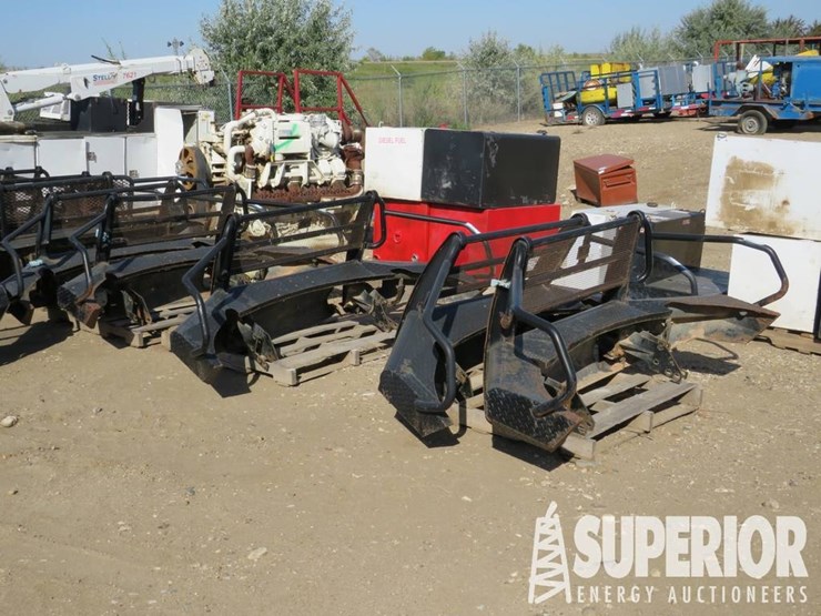 (5-45)-(5)-fab-fours-front-steel-bumpers-w/-brush-image-2