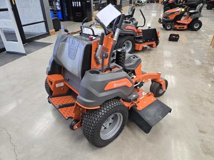 #1786-•-2023-husqvarna-v548-stand-up-lawn-mower-image-5