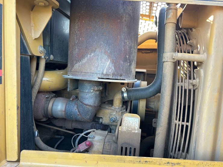 2004-caterpillar-953c-image-20
