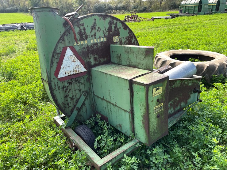 john-deere-65-image-9