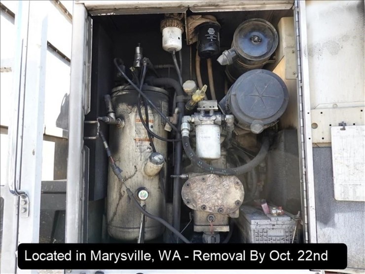 2009-peterbilt-pb320-image-29