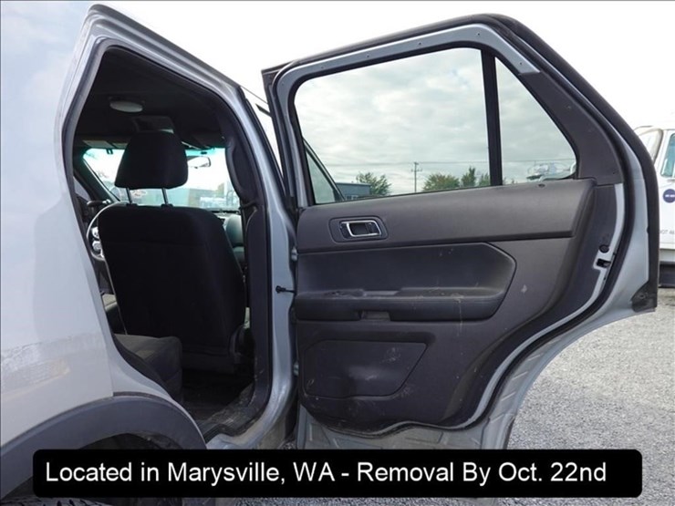 2013-ford-explorer-image-23