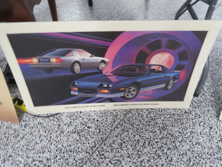 1981-1984-chevrolet-camaro-litho-dealership-pictures-image-4