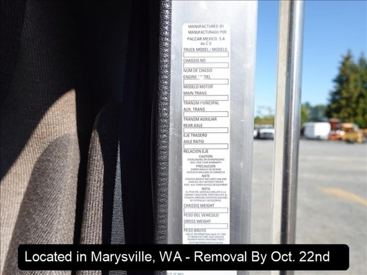 2009-peterbilt-pb320-image-45