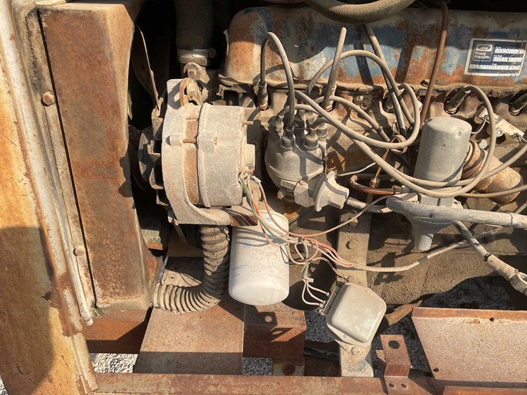 #8633-•-hobart-powerweld-303-welder-trailer-(maq)-image-19