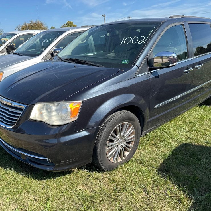 2014 Chrysler Town and Country