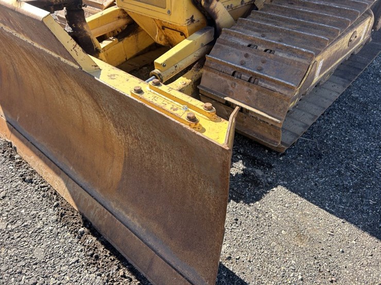 2014-komatsu-d39px-image-9