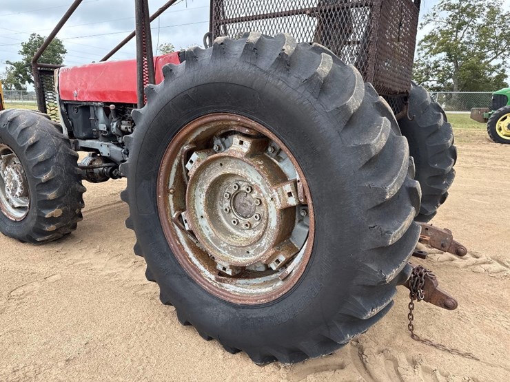 massey-ferguson-398-image-9