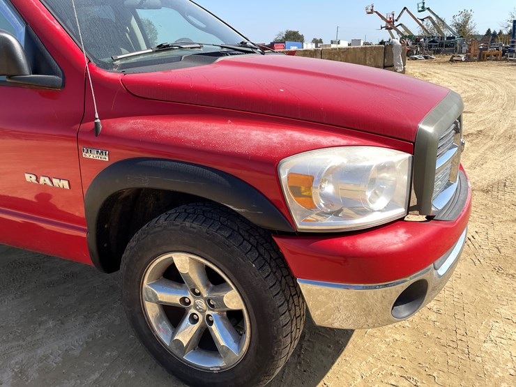 2008-dodge-ram-1500-image-14