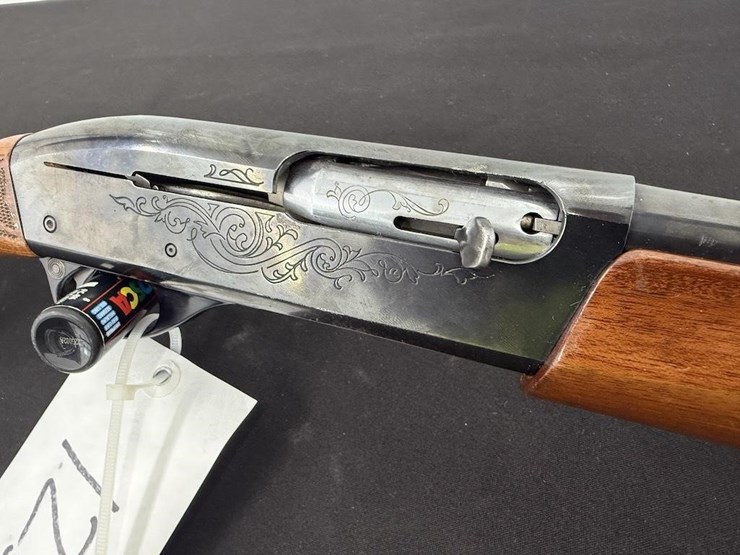 remington-1100-lw-20-gauge-shotgun-image-2