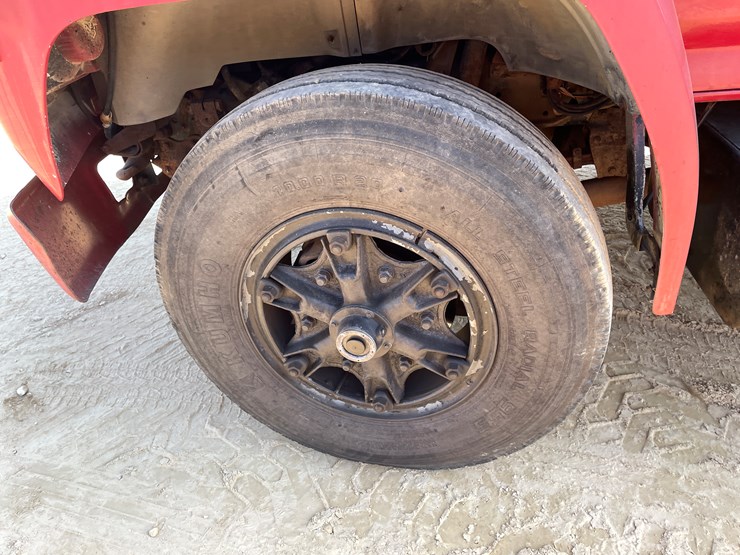 ford-f800-image-79