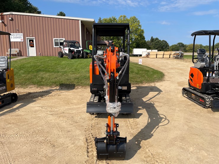 #201-•-new-nt20y-mini-excavator-image-8