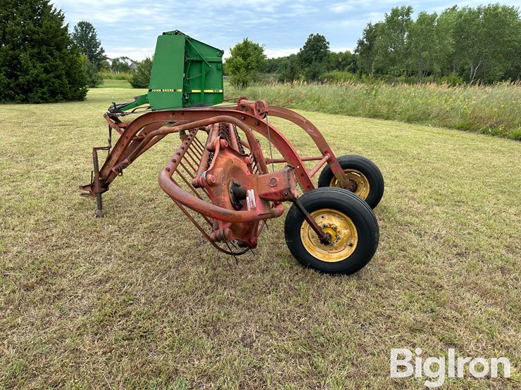 massey-ferguson-86-image-8