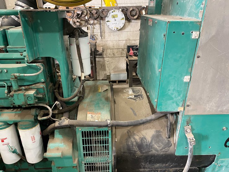 #8615-•-1999-cummins-dfeh-generator-(aps)-image-55