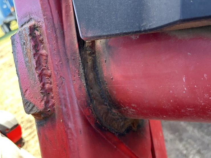 2016-case-ih-maxxum-140-image-37