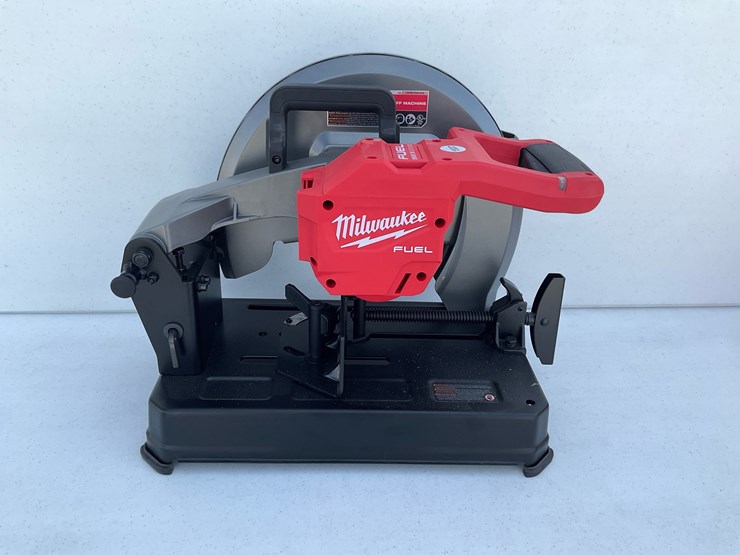 #1537-•-milwaukee-m18-fuel™-14"-abrasive-chop-saw-image-4