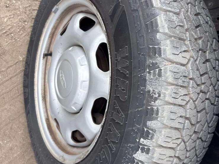 2013-ford-f150-image-23