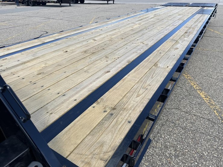 #1795-•-unused-2025-big-tex-14gn-gooseneck-trailer-image-14