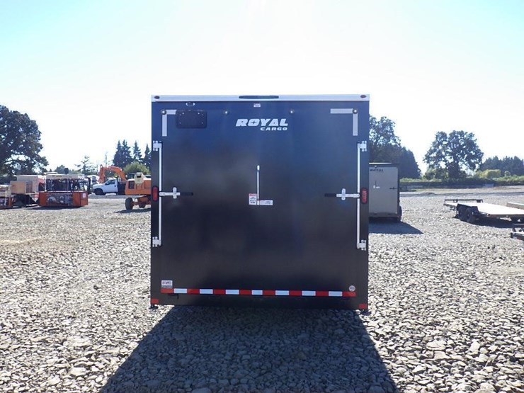 2026-royal-larct52-826v-86-t/a-enclosed-trailer-image-6