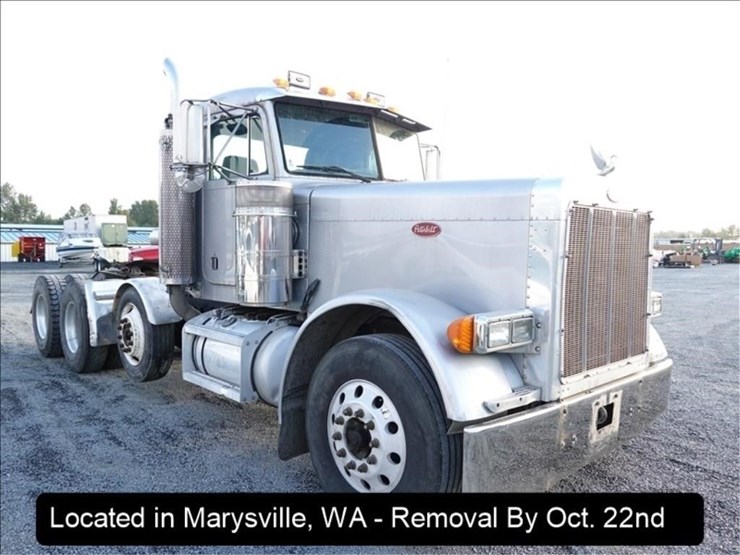 2000-peterbilt-379-image-27