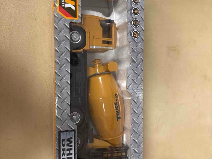 unused-toy-remote-controlled-cement-truck-image-1