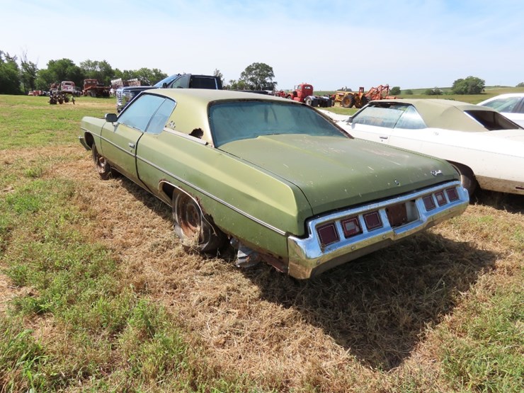 1973-chevrolet-impala-custom-2dr-ht-image-6