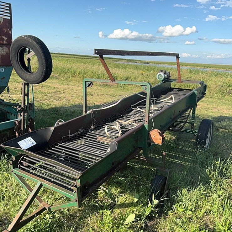 14’ 220 potato conveyor