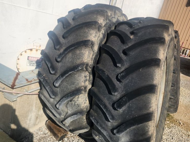 (4)-firestone-flotation-tires/rims-(np6190)-image-4