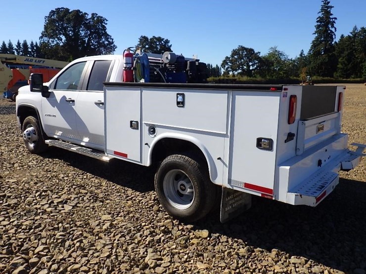 chevrolet-3500hd-image-7