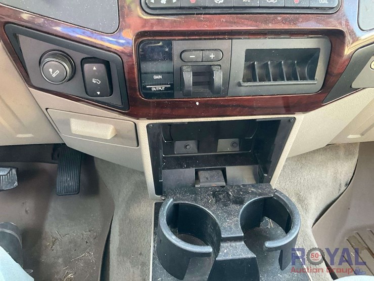 2008-ford-f250-image-16
