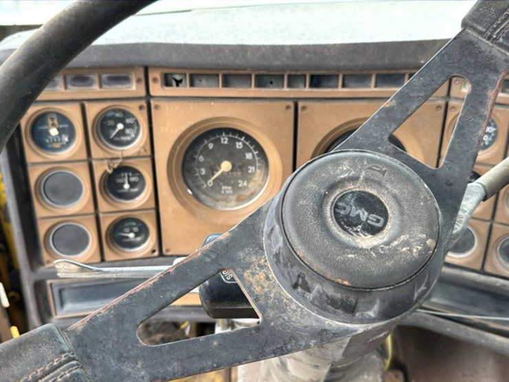 #1960-•-1982-8-wheel-gmc-truck-image-12