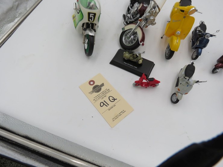 toy-motorcycle-grouping-image-2