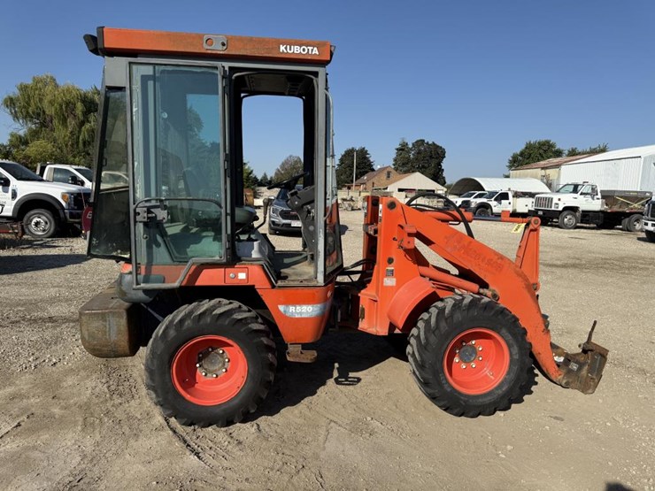 kubota-r520-image-6