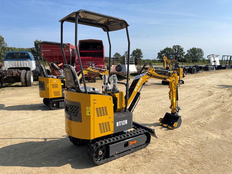 #209-•-new-rt12r-mini-excavator-image-5
