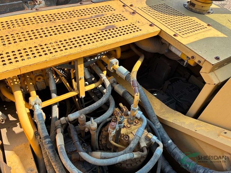 caterpillar-345b-image-28