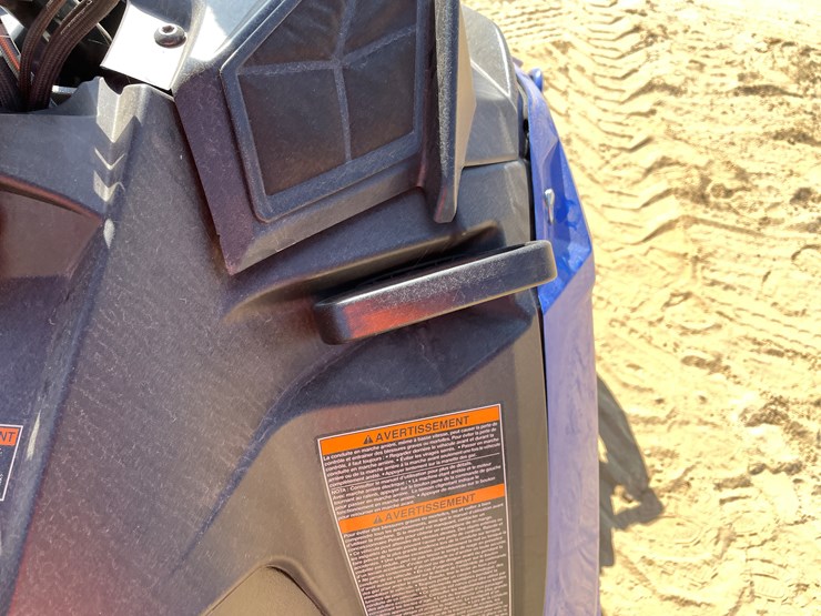 #1897-•-2024-polaris-indy-550-sport-snowmobile-(sells-with-bill-of-sale-only)-image-48