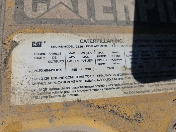 2003-freightliner-fl70-image-11