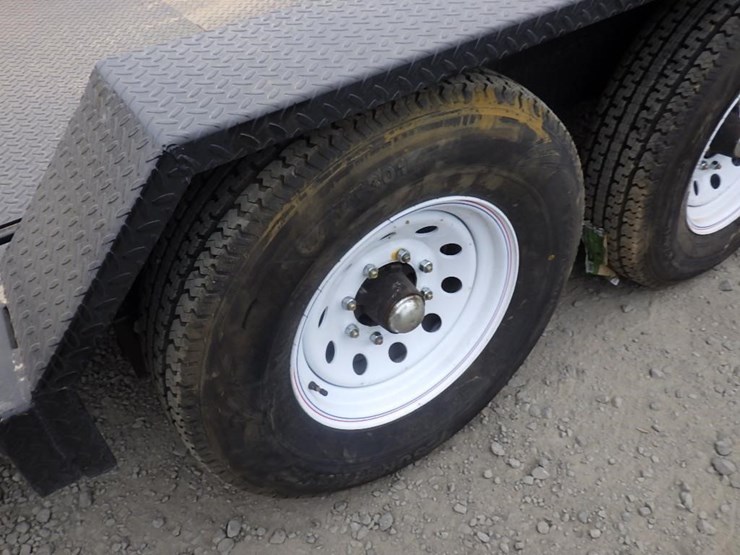 2026-industrias-227t-t/a-tilt-deck-trailer-image-13
