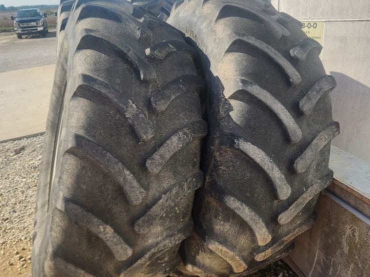 (4)-firestone-flotation-tires/rims-(np6190)-image-3