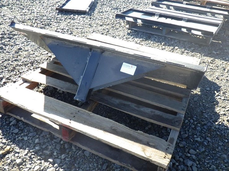 skid-steer-trailer-mover-attachment-image-1