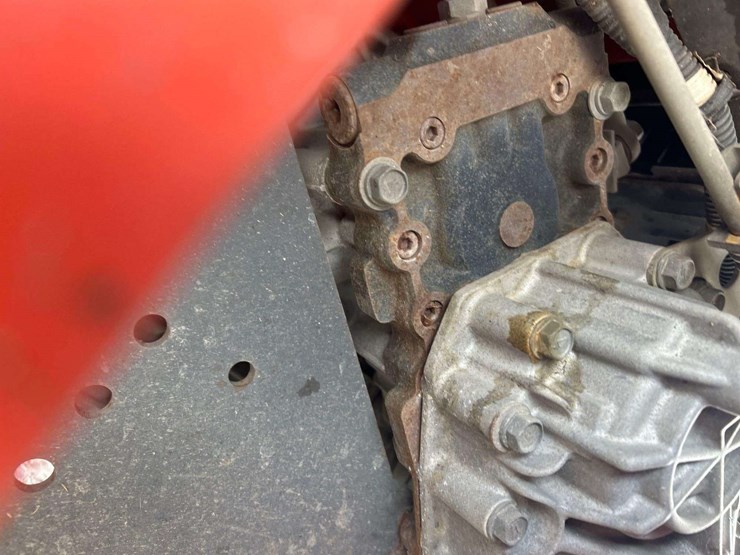zero-turn-mower-image-14