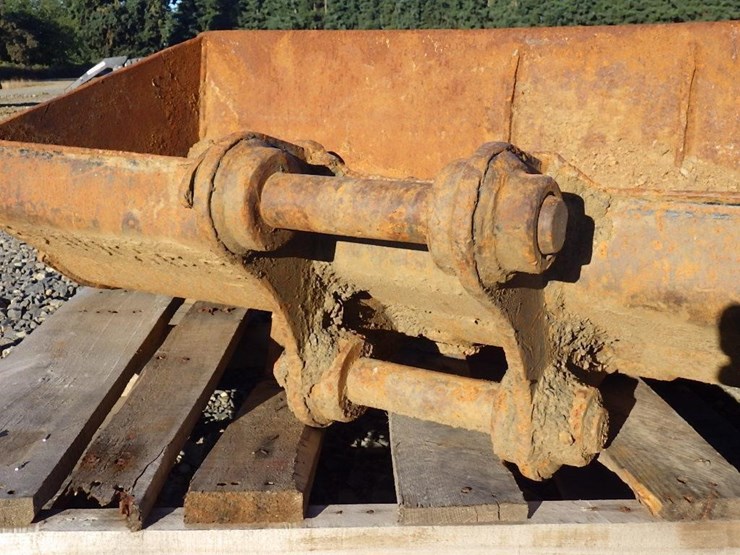 excavator-bucket-42.5"-image-6