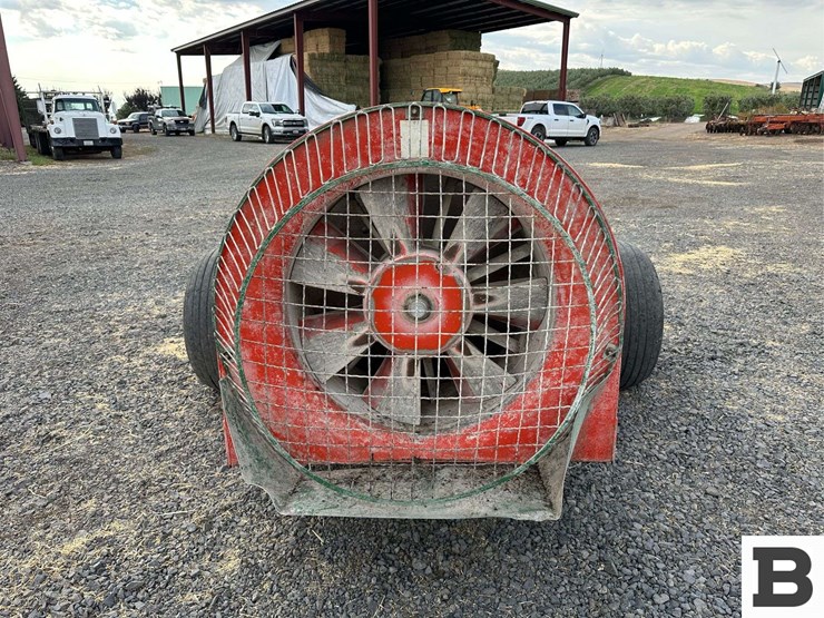 rears-400-gallon-power-blast-orchard-sprayer-image-4