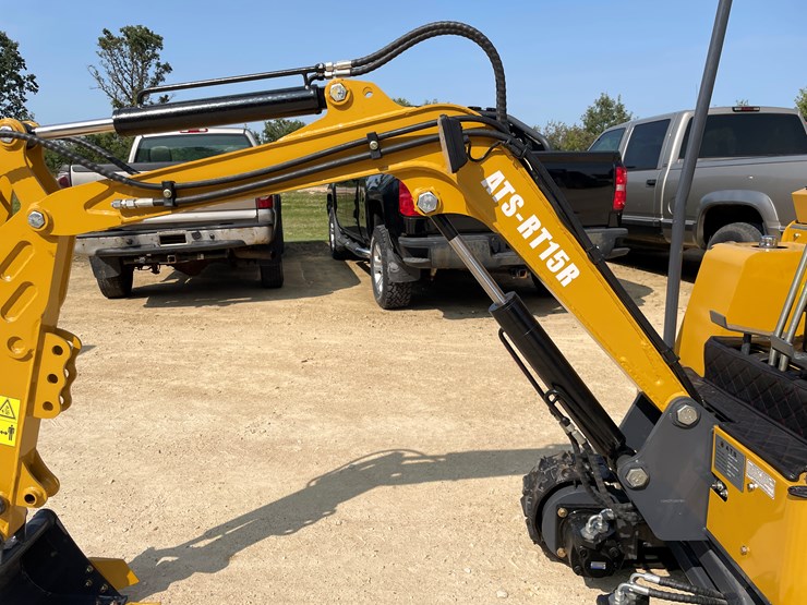 #213-•-new-rt15r-mini-excavator-image-17