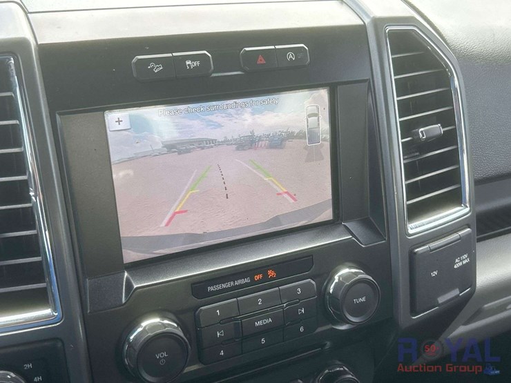 2017-ford-f150-image-32