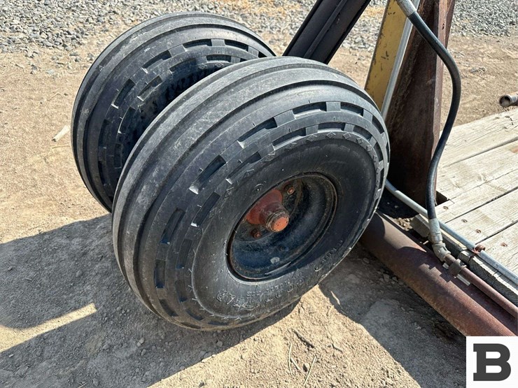 custom-equipment-cart-image-9