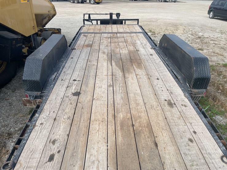 #8618-•-2021-pj-20'-tilt-deck-equipment-trailer-(has-wi-title)-(aps)-image-8