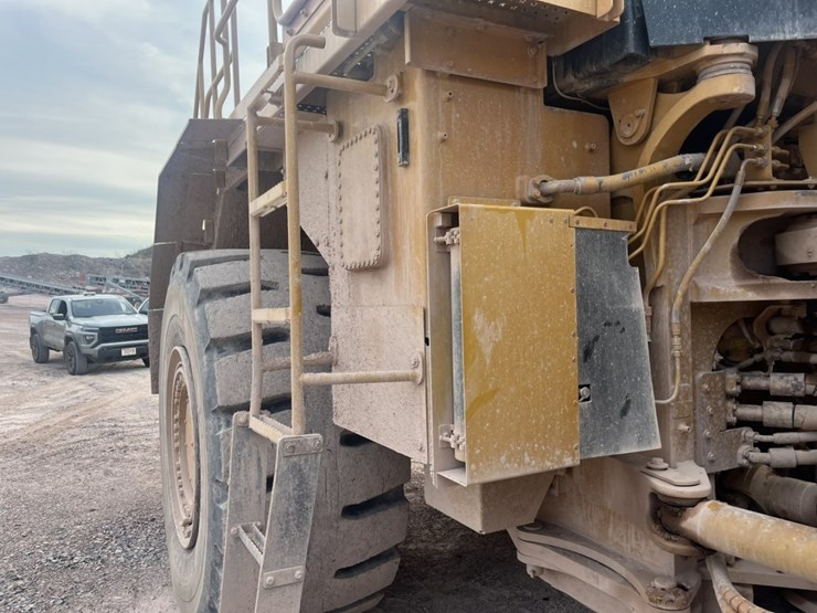 caterpillar-988k-image-96